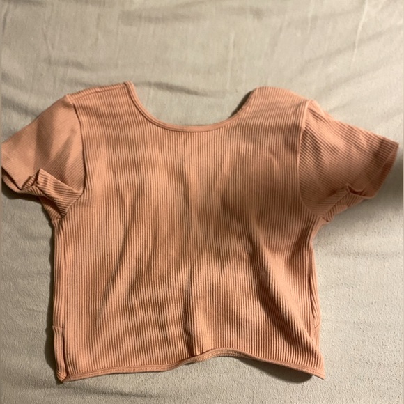 crop top - Picture 2 of 2